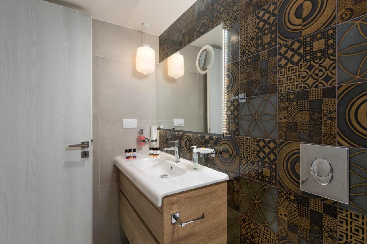 Orama Suites Milos Adamantas  Luaran gambar