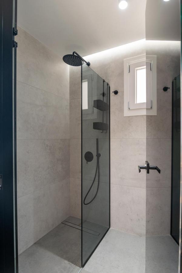 Orama Suites Milos Adamantas  Luaran gambar
