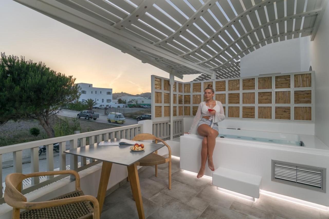 Orama Suites Milos Adamantas  Luaran gambar